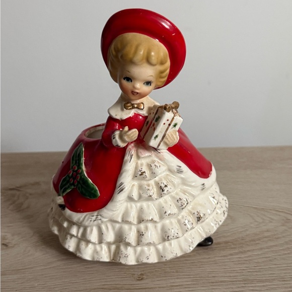 Vintage Inarco Christmas Girl Planter W/Present E1133